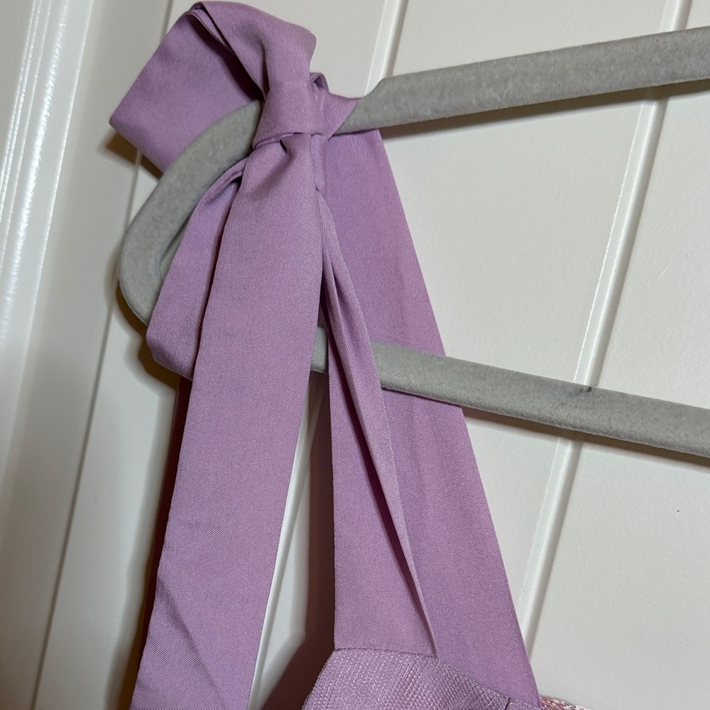 Elegant Lavender Midi Dress with Floral Embroidery - Picture 4 of 6